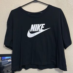 Women’s Nike Crop